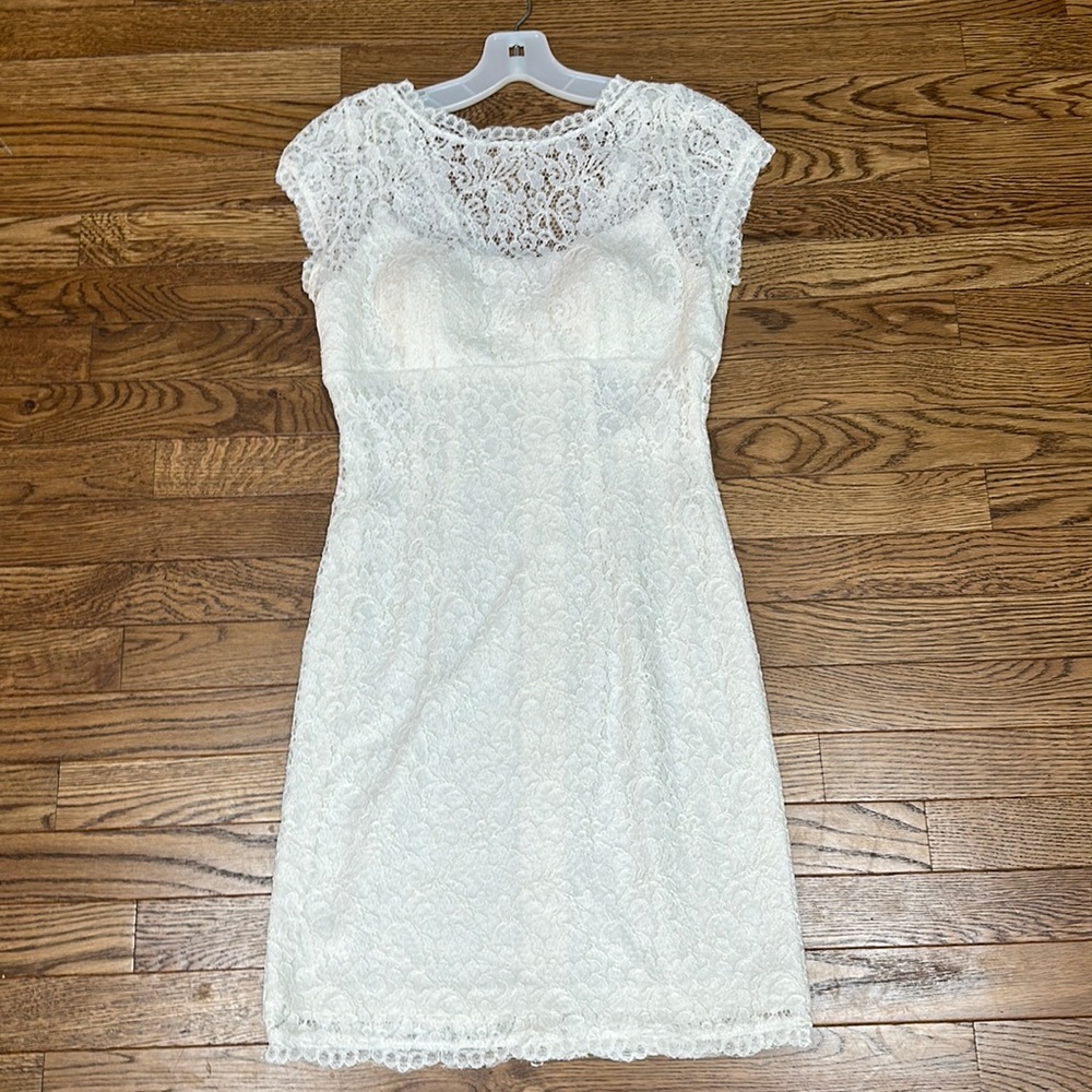 David’s Bridal Ivory short wedding dress